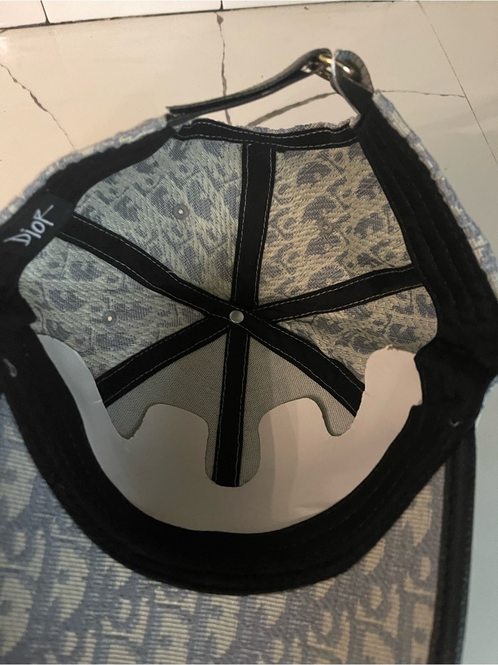 Mens Designer Hat. - Picture 2 of 5